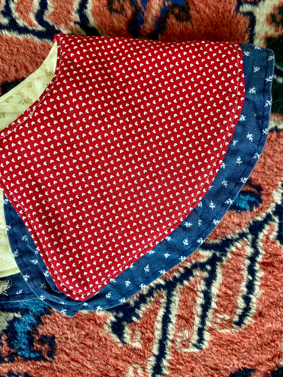Reversible Fashion Collar - Heart Print & Floral Quilt