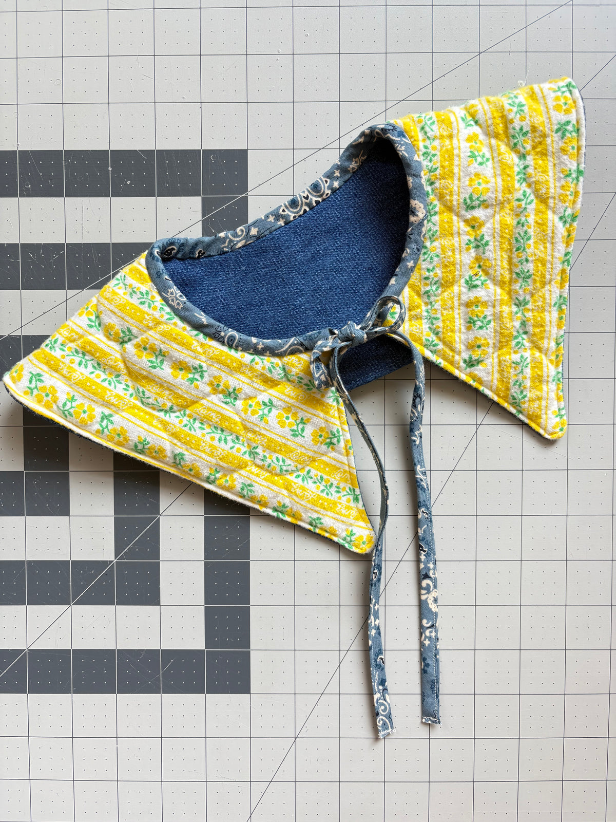 Reversible Fashion Collar - Floral Quilt/Denim