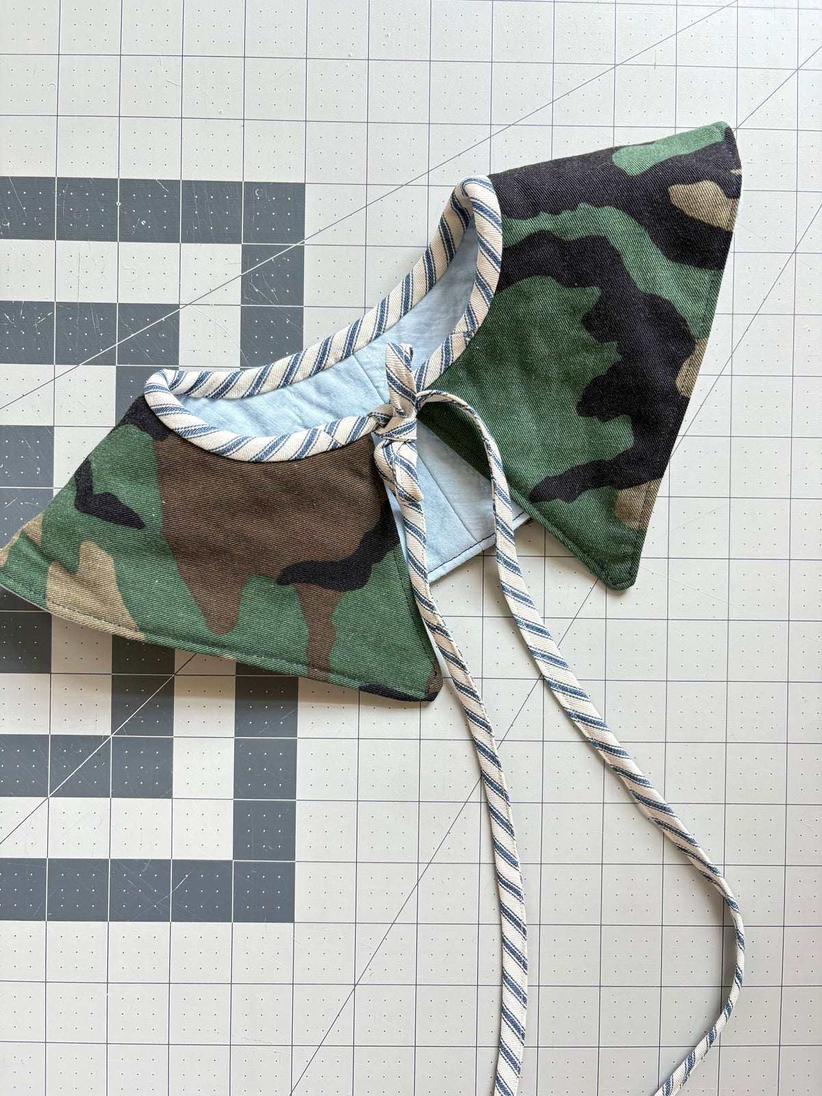 Reversible Fashion Collar - Quilt/Camo