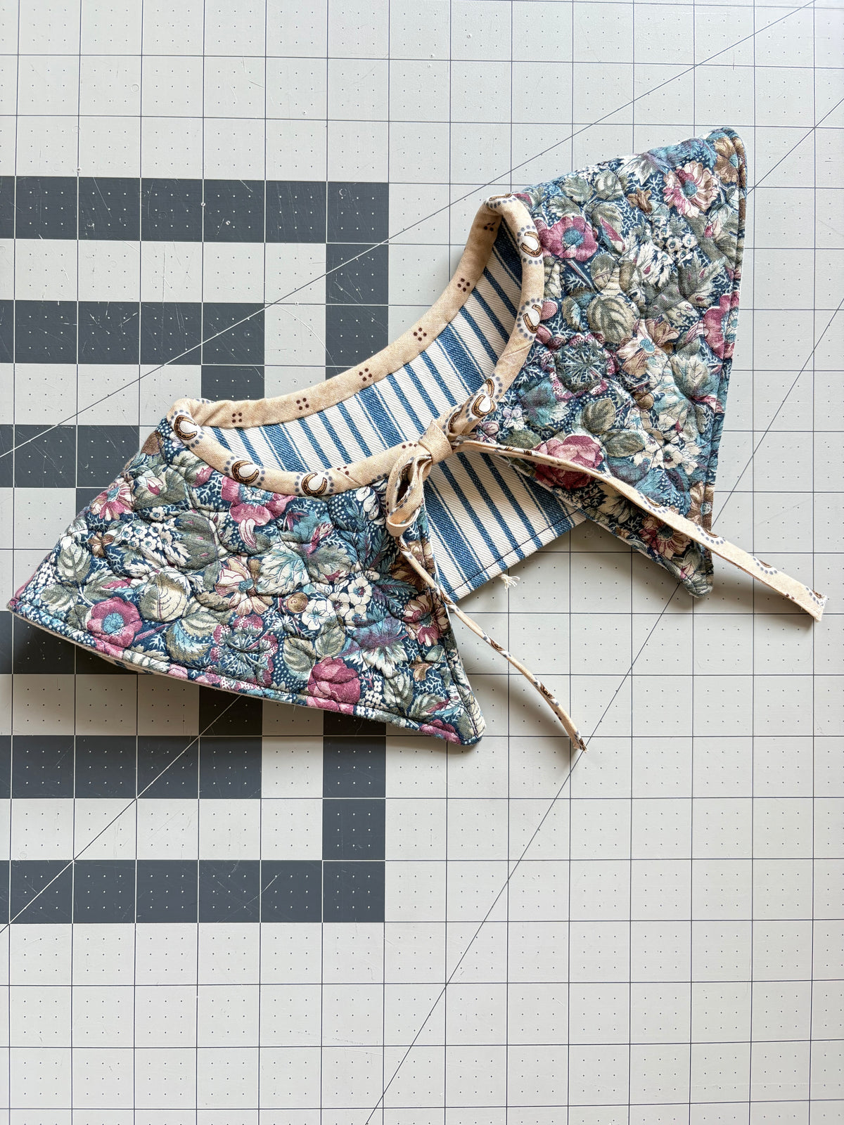 Reversible Fashion Collar - Stripe/Floral